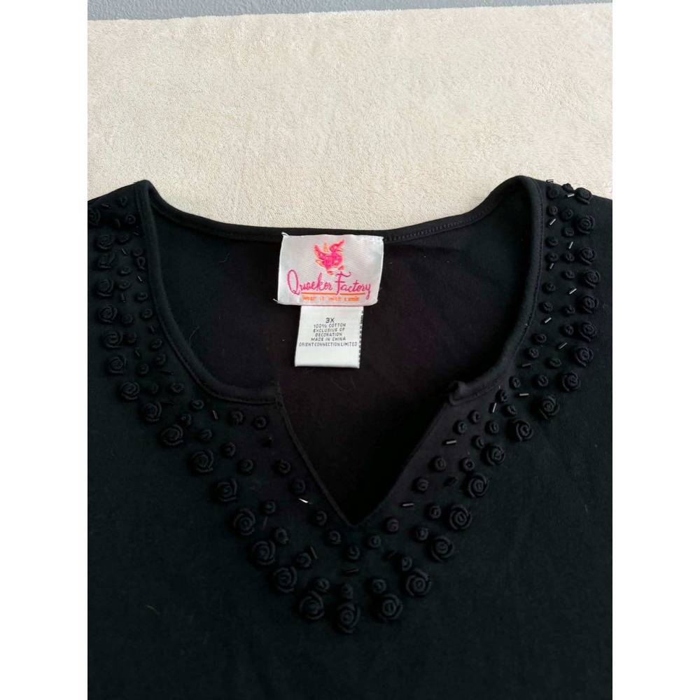 Quacker Factory Black Cotton Rosette Beaded V-Neck 3/4 Sleeve Top Plus Size 3X - Picture 2 of 7